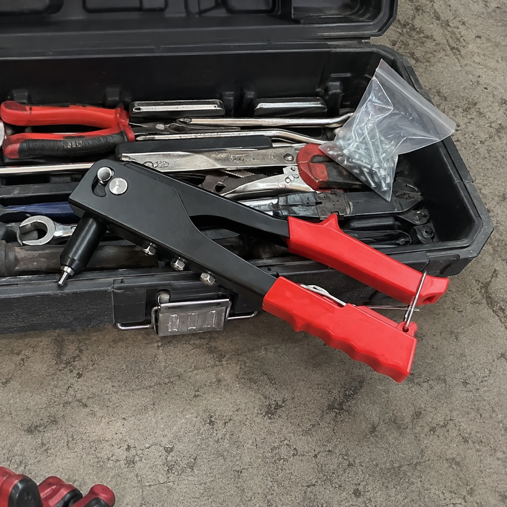Steady Hand Heavy-Duty  Rivet Gun Tool