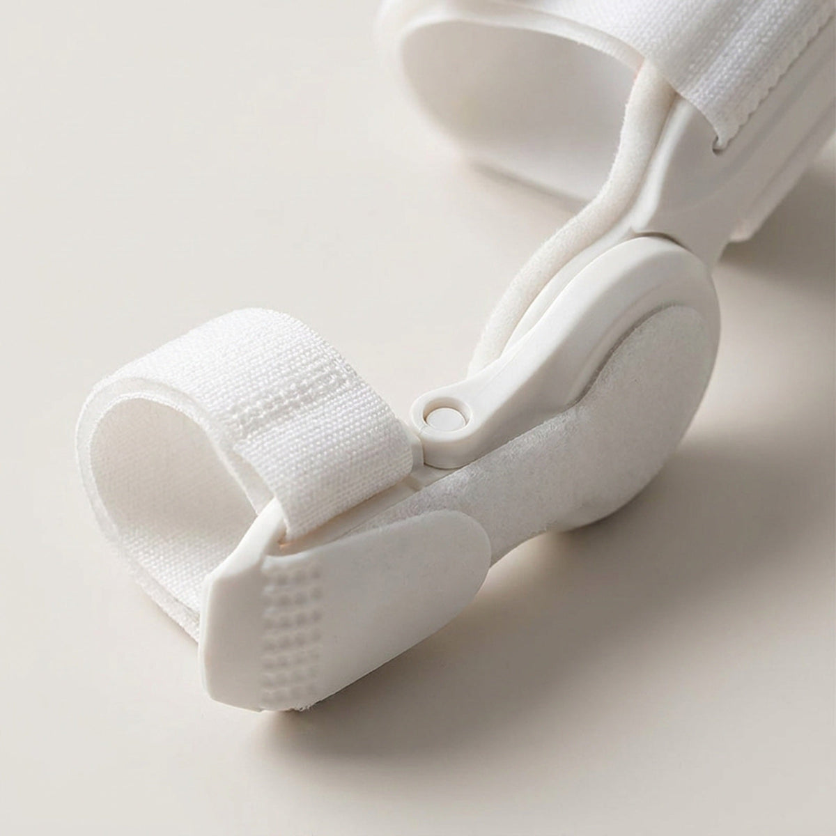 Electric Bunion Corrector – Vibration Massager with Adjustable Brace for Hallux Valgus Relief, Toe Straightening, and Foot Care