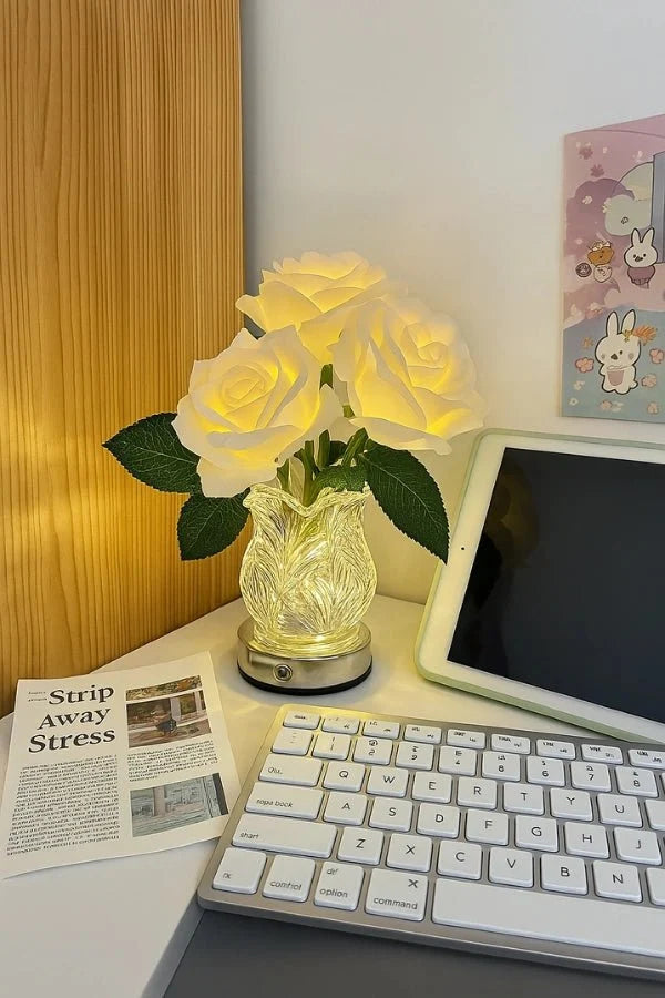 Bloom Eclaire Lighted Flower Lamp