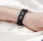 Smart Fitness Bracelet for Men & Women – Vibration Alarm, Step Counter, Stylish Sports Watch for Students and Active Lifestyles
