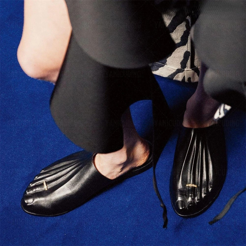 Disco Toes Metallic Five-Toe Artsy Slipper