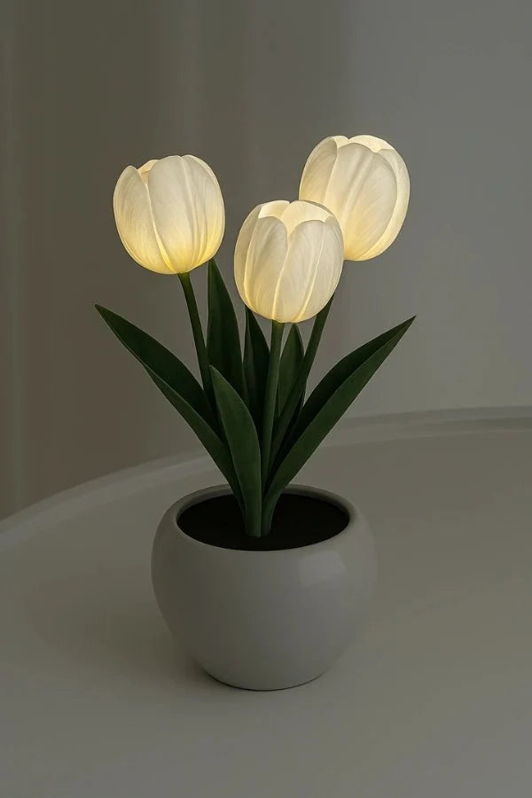 Bloom Eclaire Lighted Flower Lamp