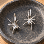 Nightweaver Spider Ear Hook