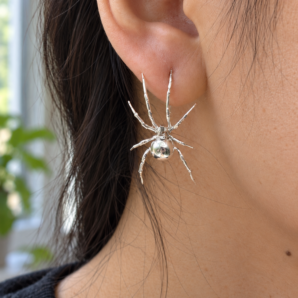 Nightweaver Spider Ear Hook