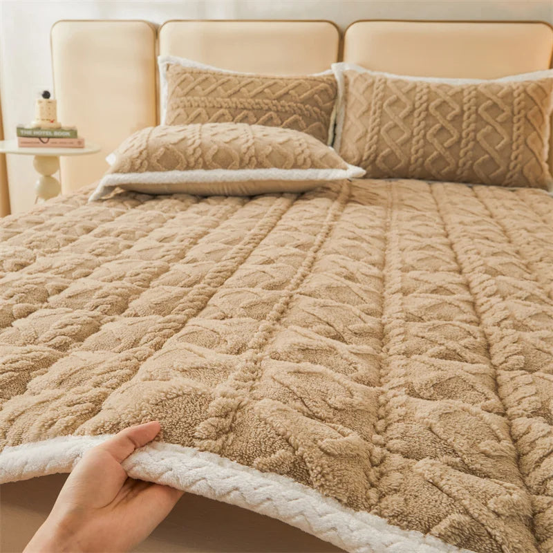 Ahahay | Thick Warm Winter Blanket Mattress Pad