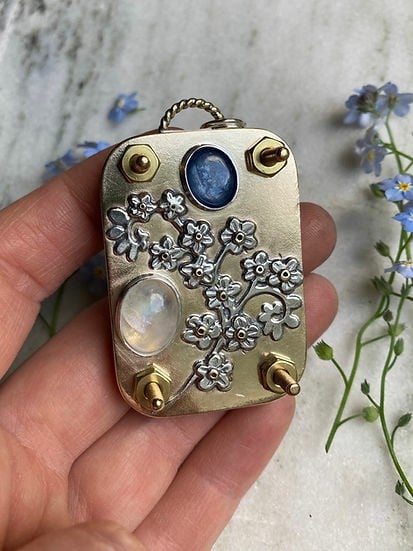 Ahahay | Mini Flower Press | Compact Botanical Keepsake Maker | Portable Craft Tool