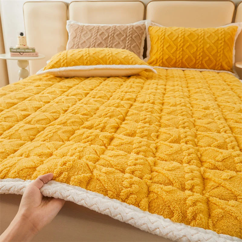 Ahahay | Thick Warm Winter Blanket Mattress Pad