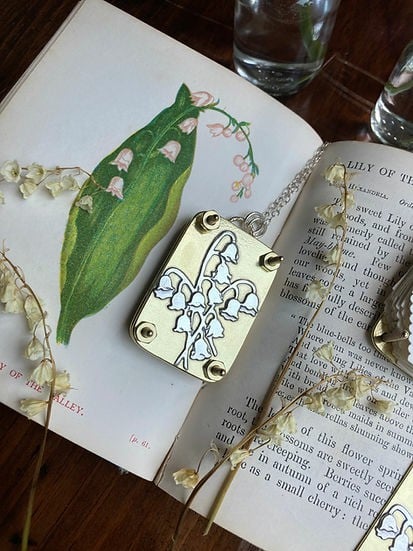 Ahahay | Mini Flower Press | Compact Botanical Keepsake Maker | Portable Craft Tool
