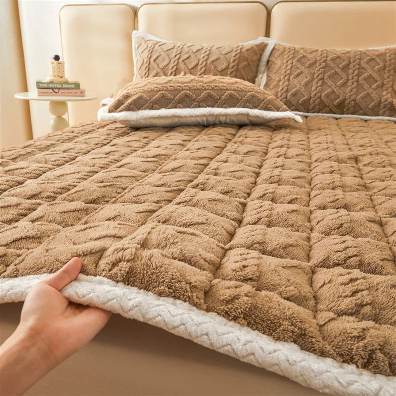 Ahahay | Thick Warm Winter Blanket Mattress Pad
